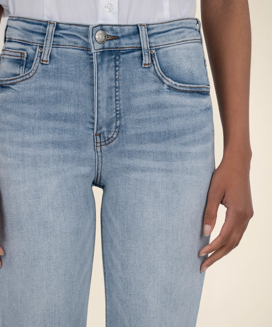 How to Find the Perfect Pair of Jeans (And What to Wear With Them)