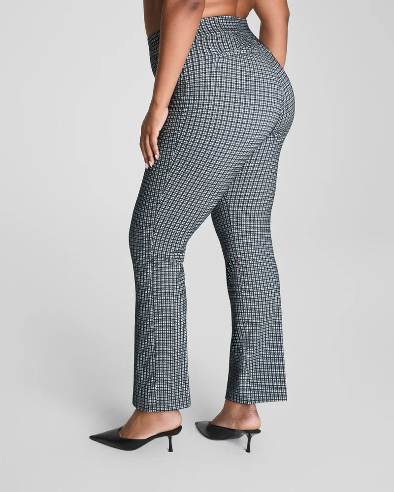 Spanx ponte slim leg pant, jacquard pattern, detail view