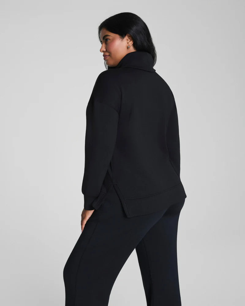 AirEssentials Tunic Sweatshirt, Very Black
