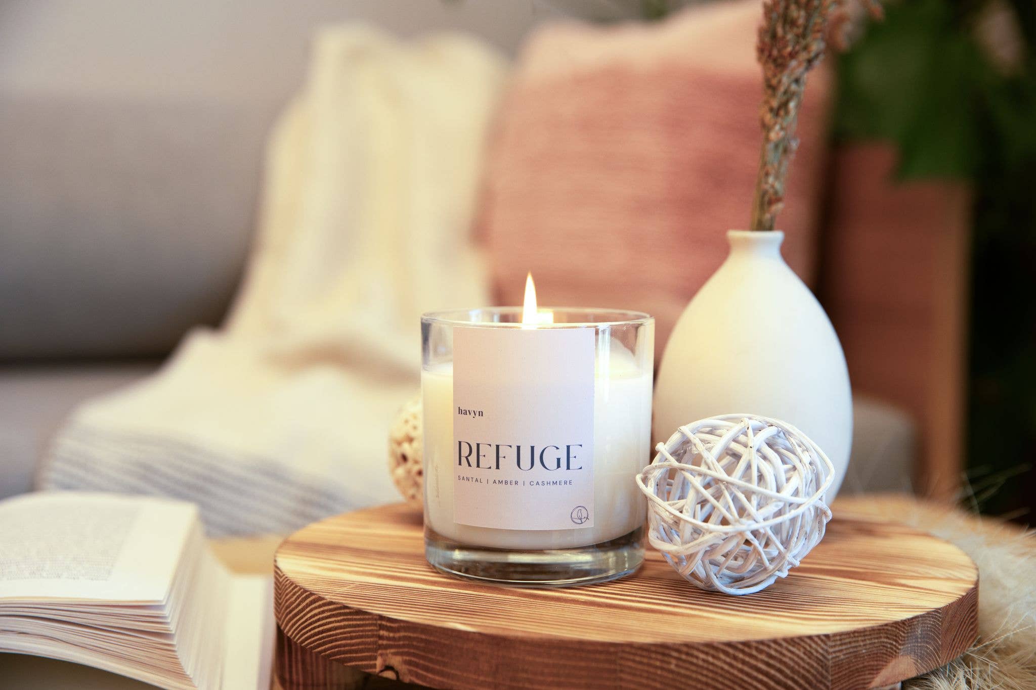 Fragrance 006: REFUGE Candle (Santal, Amber, Woods)