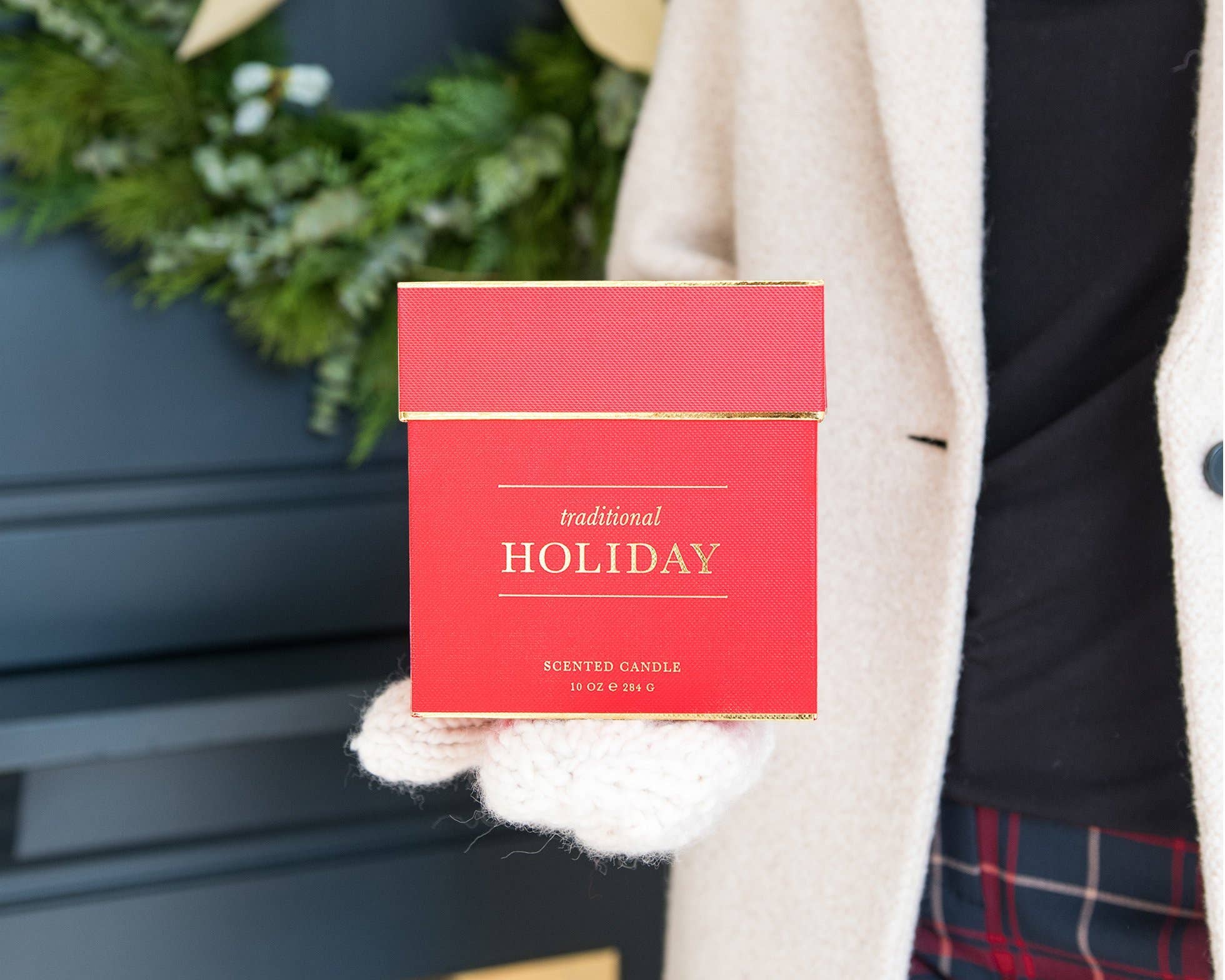 Signature Candle, Traditional Holiday