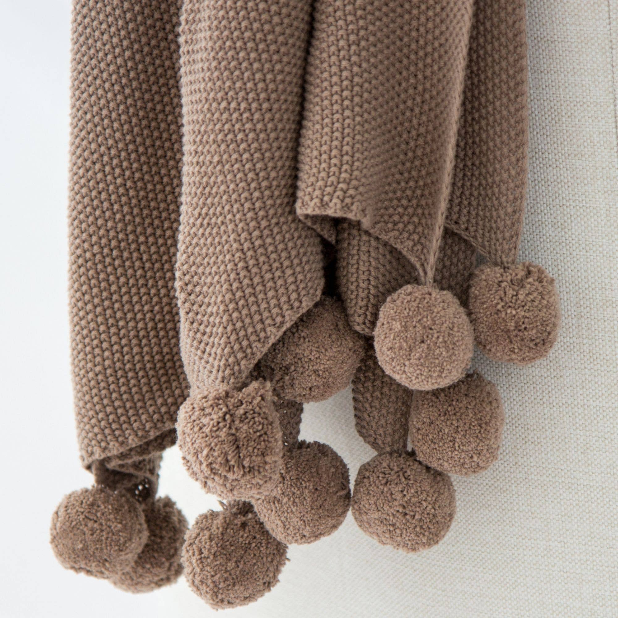 Tajik Home LLC - Aria Cotton Seedstitch Throw with Pompoms