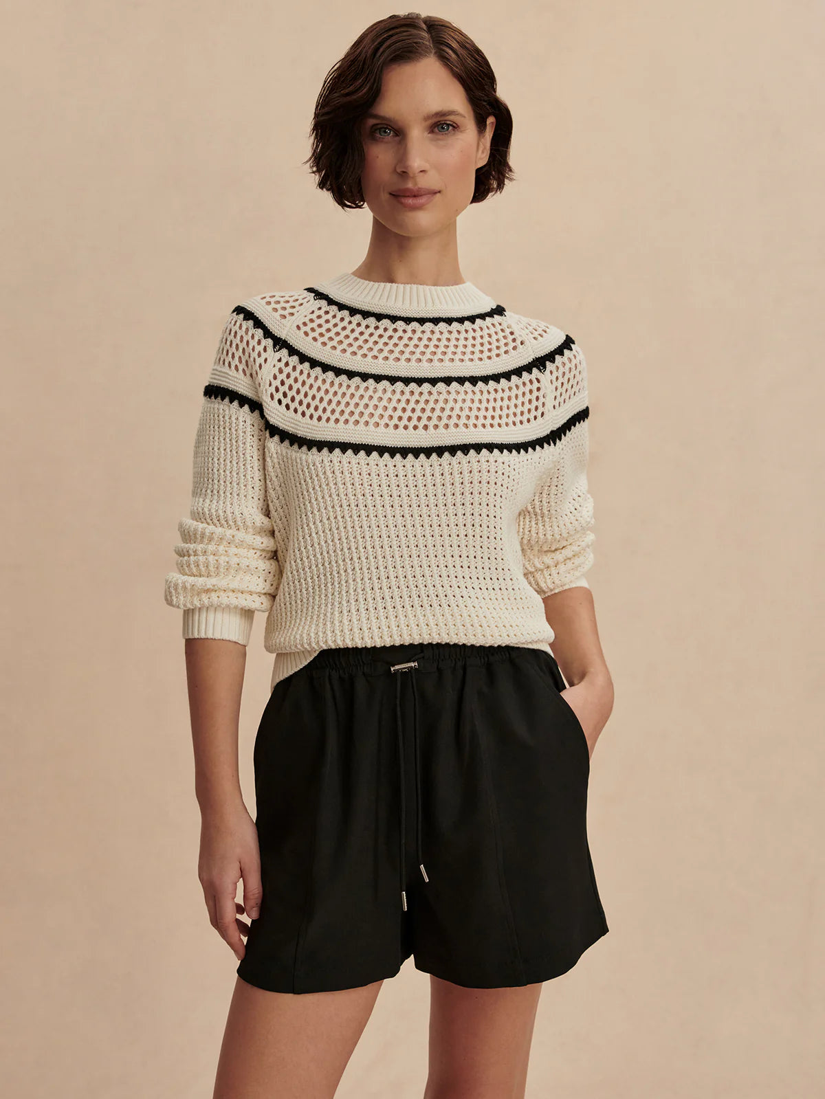 Esmond Short 3", 2 colors