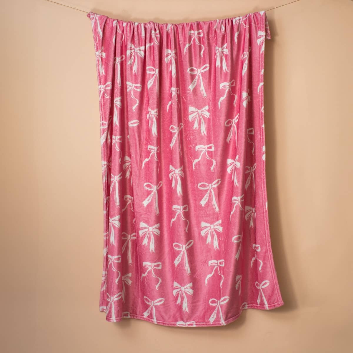 Hannah Bow Throw Pink 50x60
