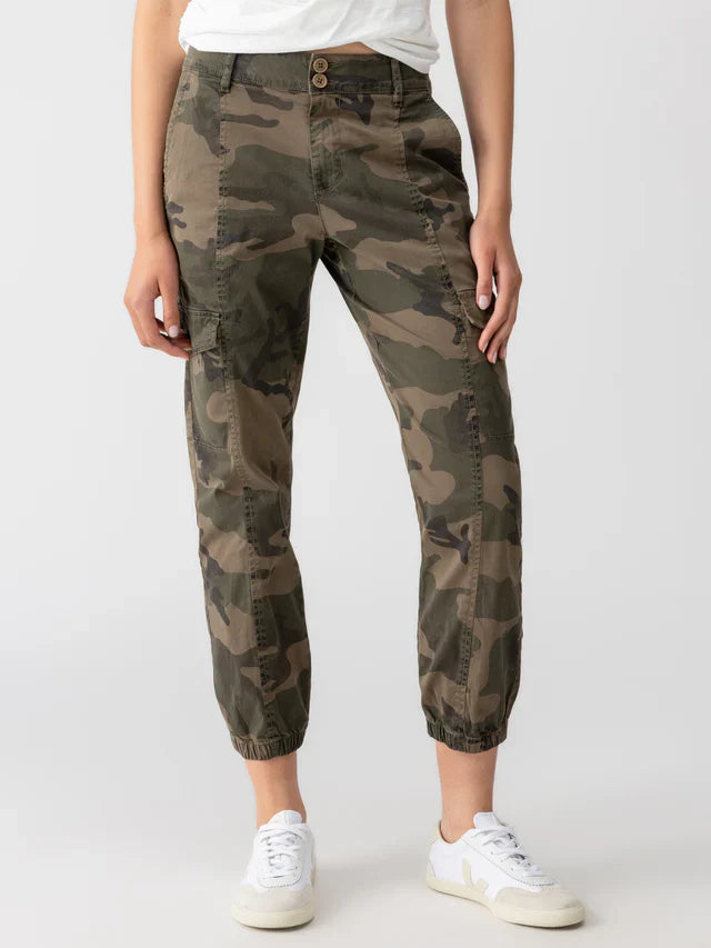 Rebel Standard Rise Pant, Camo