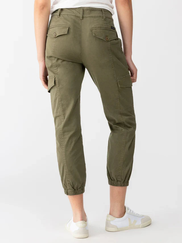 Rebel Standard Rise Pant, Hiker Green