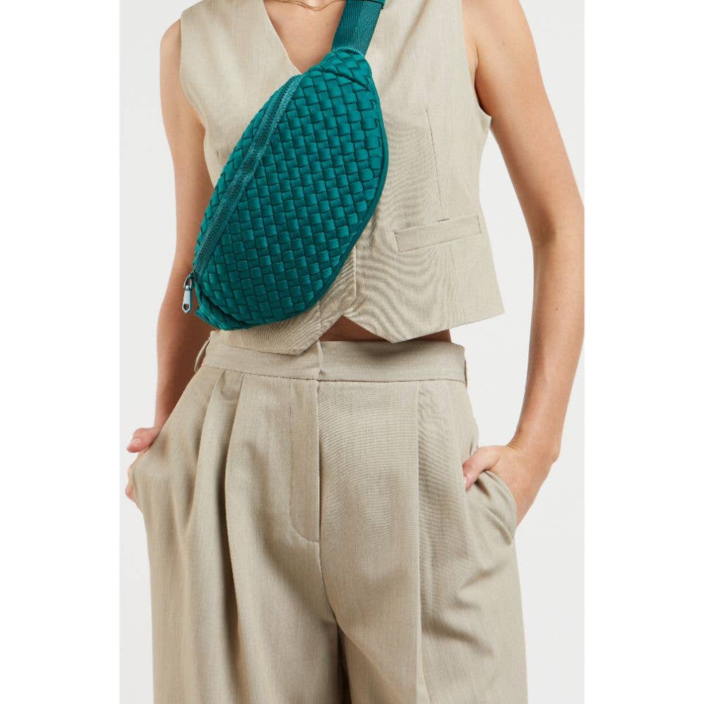 Aim High Woven Neoprene Belt Bag: Black