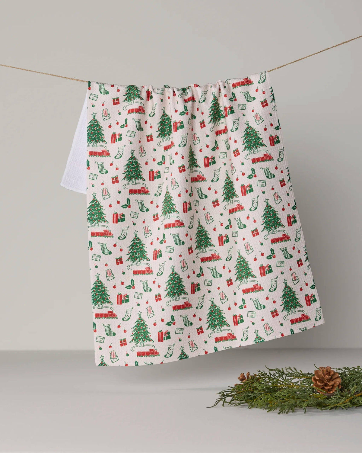Geometry Holiday Jubilee print cotton tea towel, traditional colorway