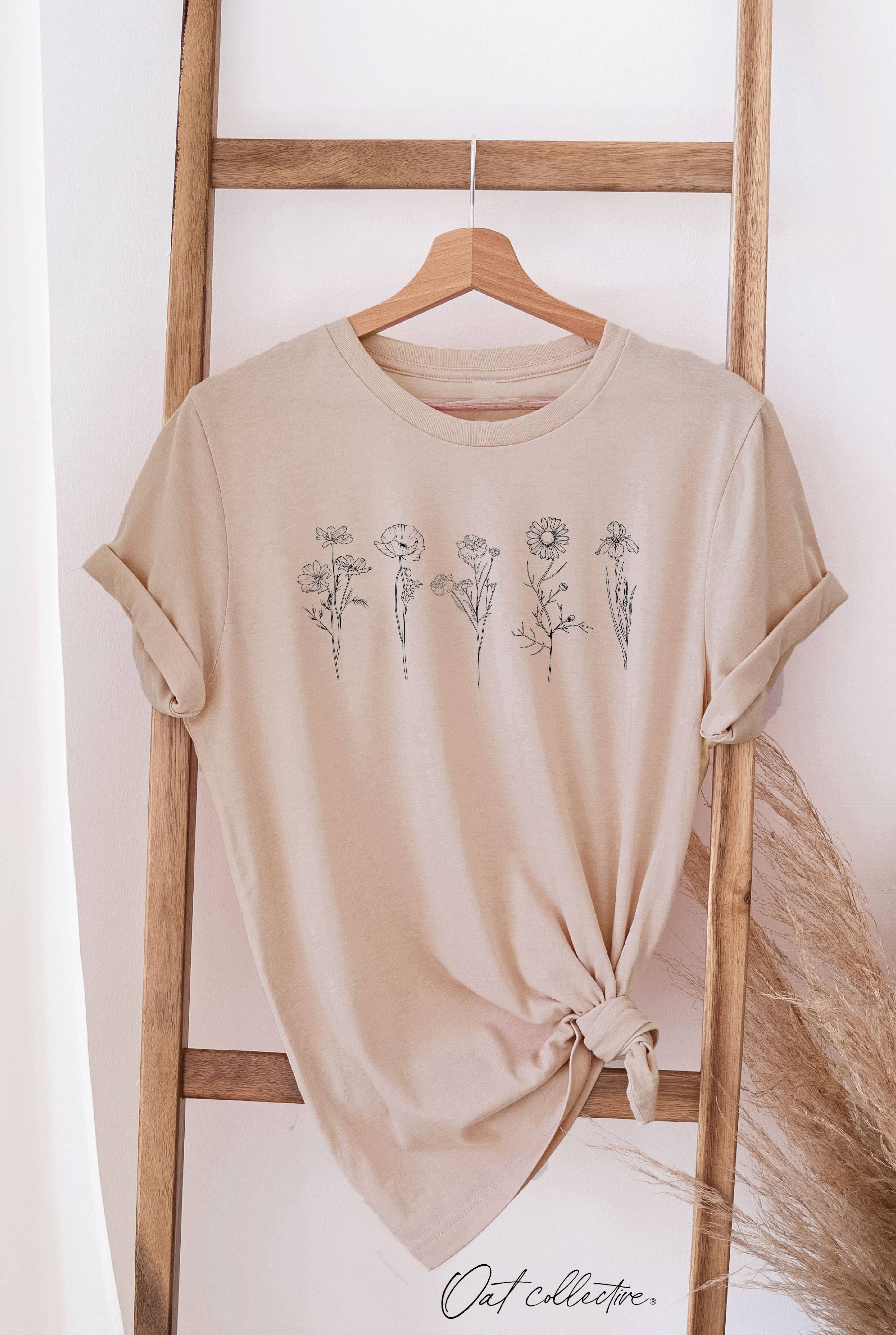FLOWER ROW Graphic T-shirt