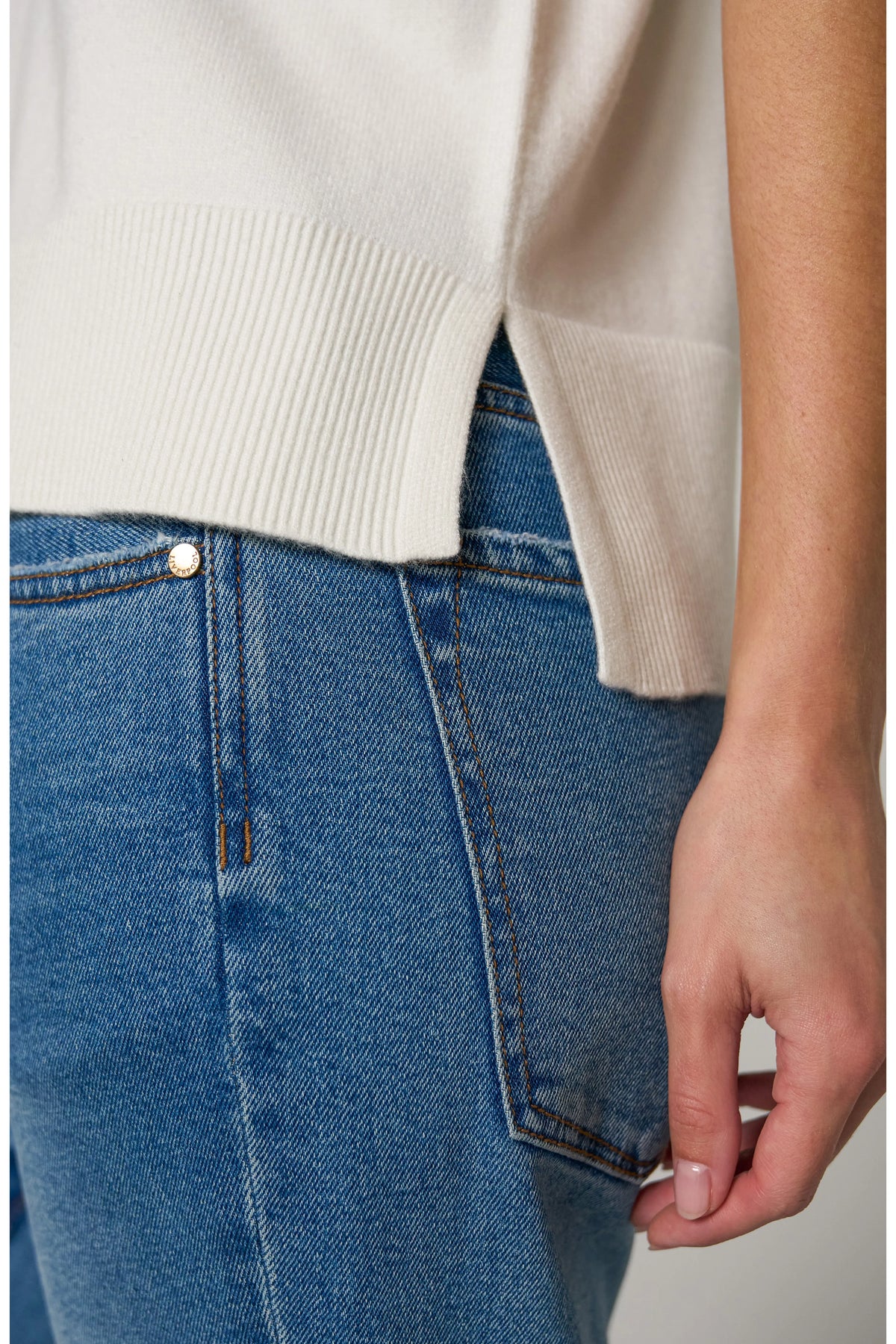 Short Sleeve Vneck Dolman Popover Sweater, Whipped Cream