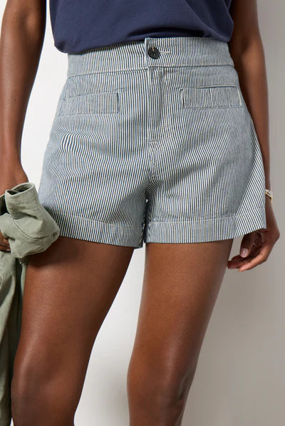 Voyage Short