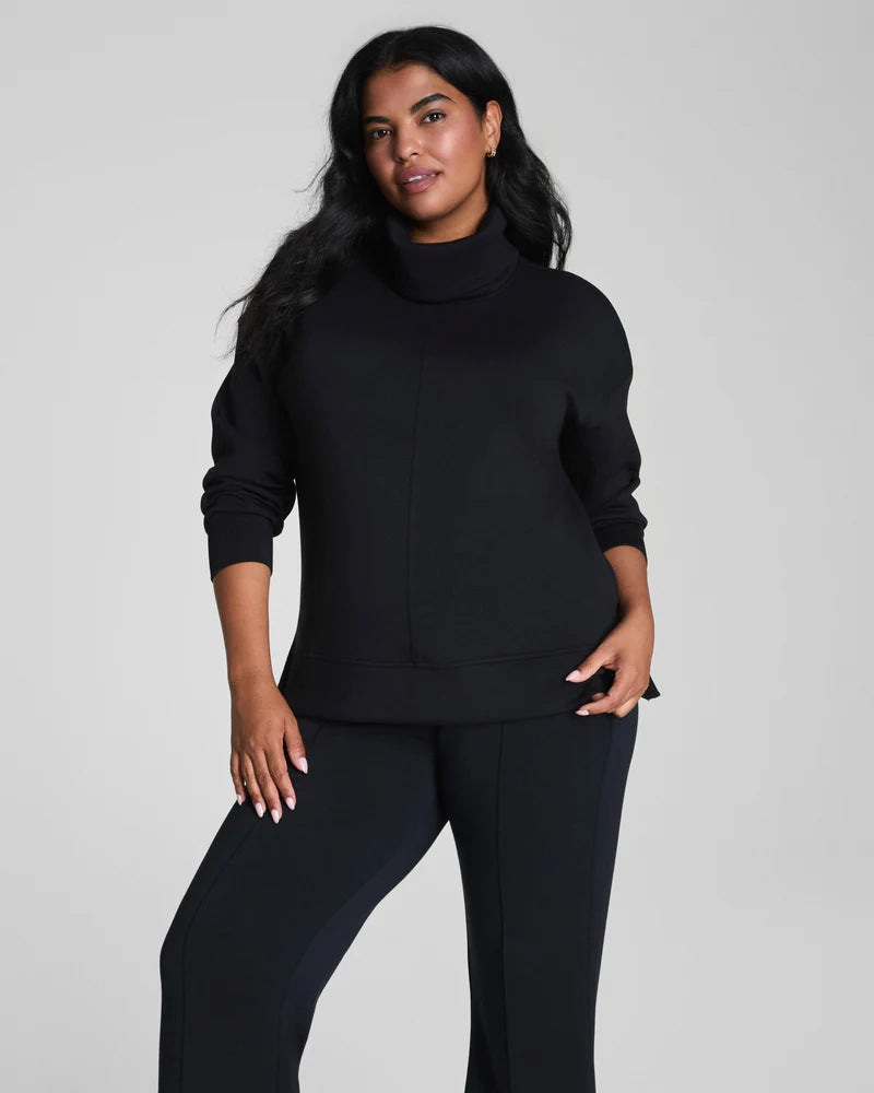 AirEssentials Tunic Sweatshirt, Very Black