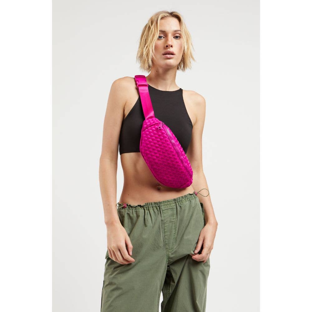 Aim High  Woven Neoprene Belt Bag: Black