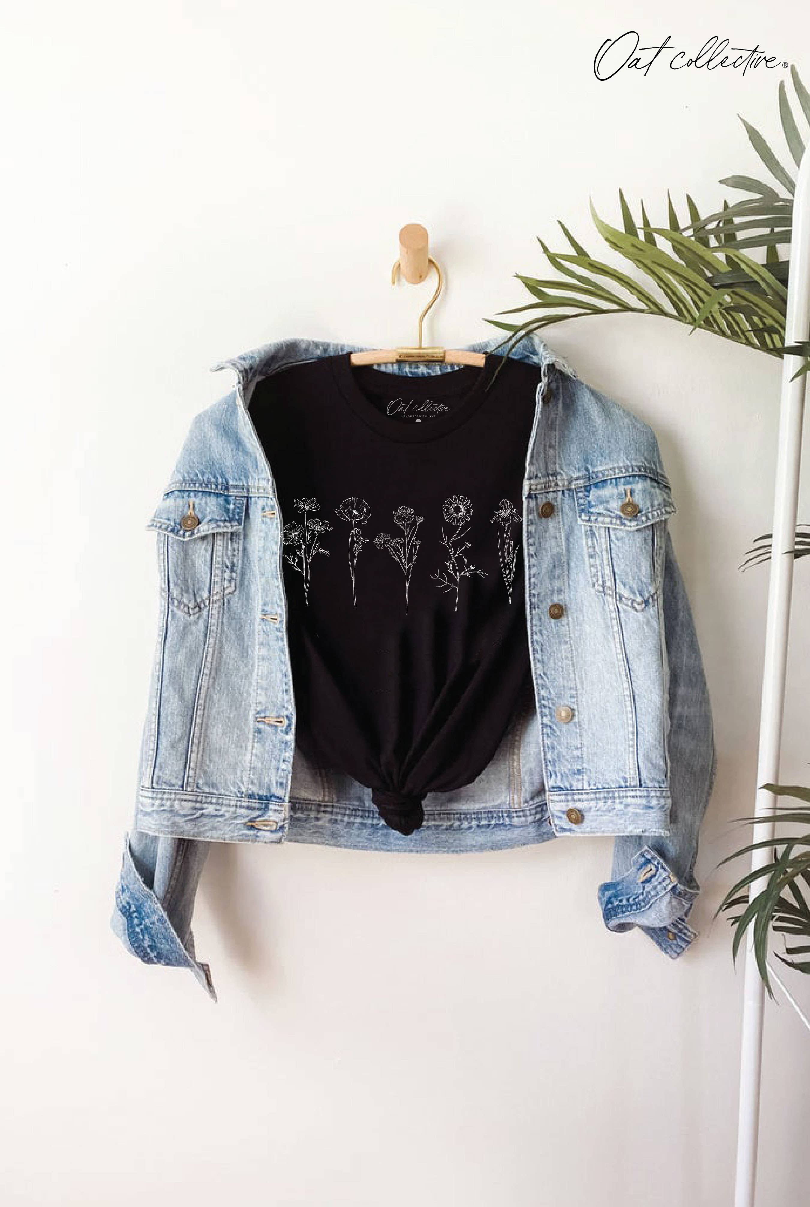 FLOWER ROW Graphic T-shirt