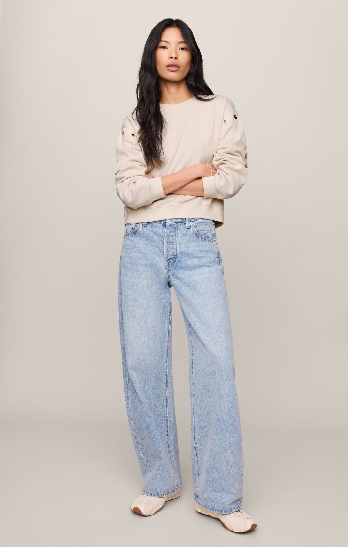 Axel Grommet Sweatshirt in Sandstone