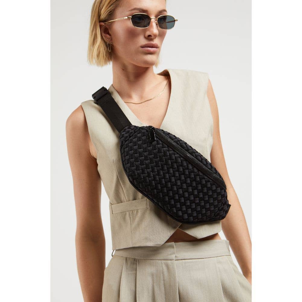 Aim High  Woven Neoprene Belt Bag: Black