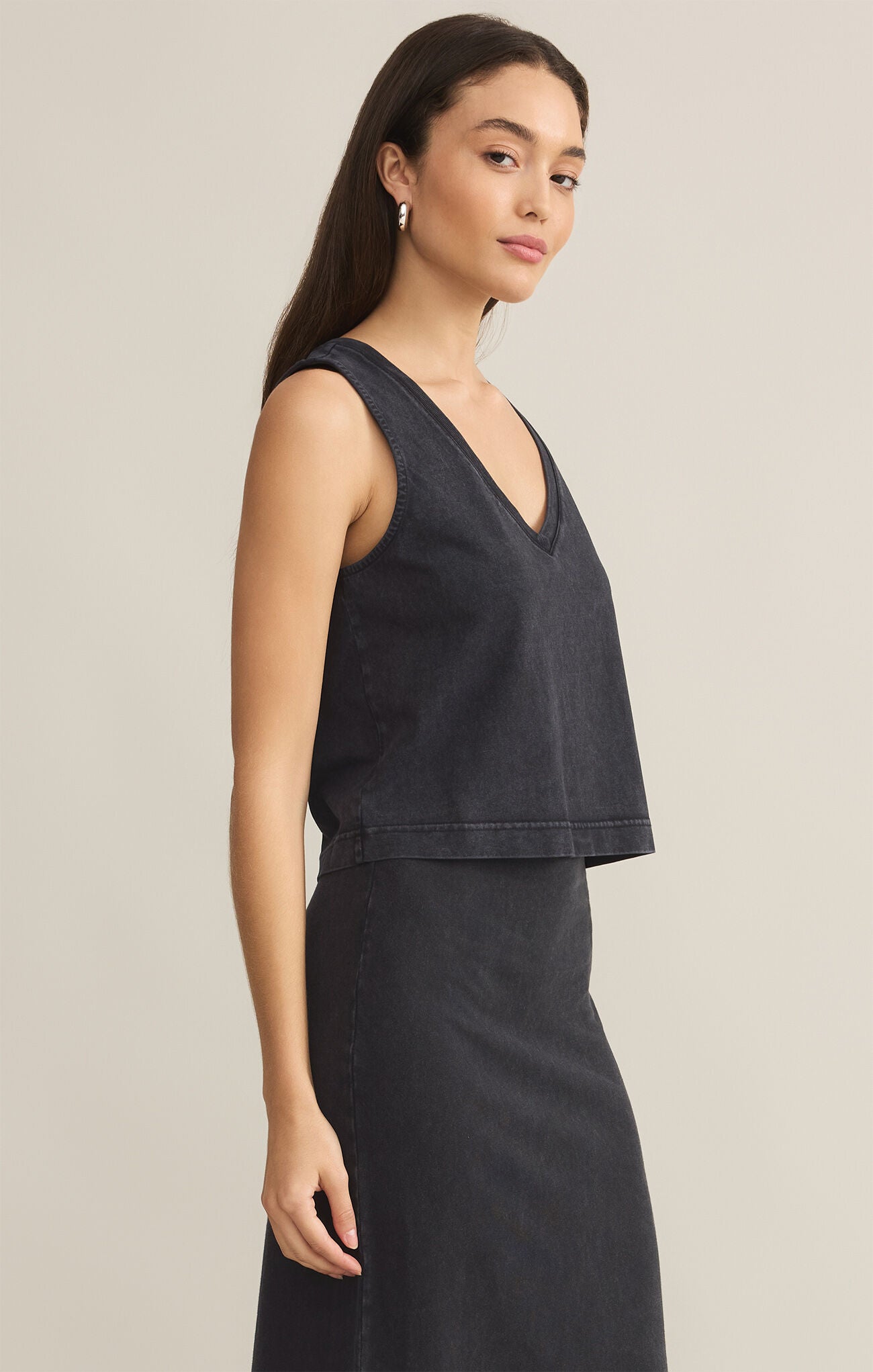 Sloane Vneck Top, Black