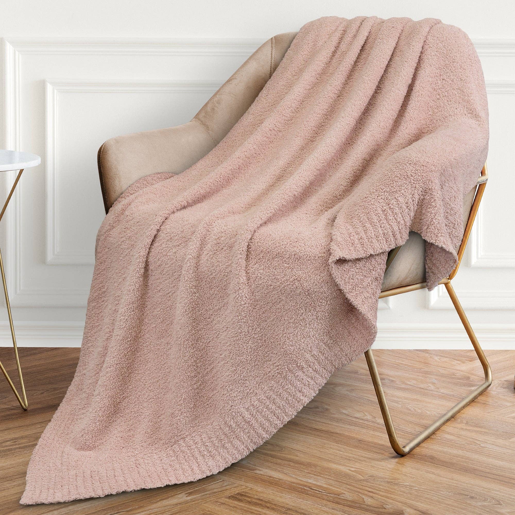 Pavilia - Buttery Soft Fluffy Knit Blanket