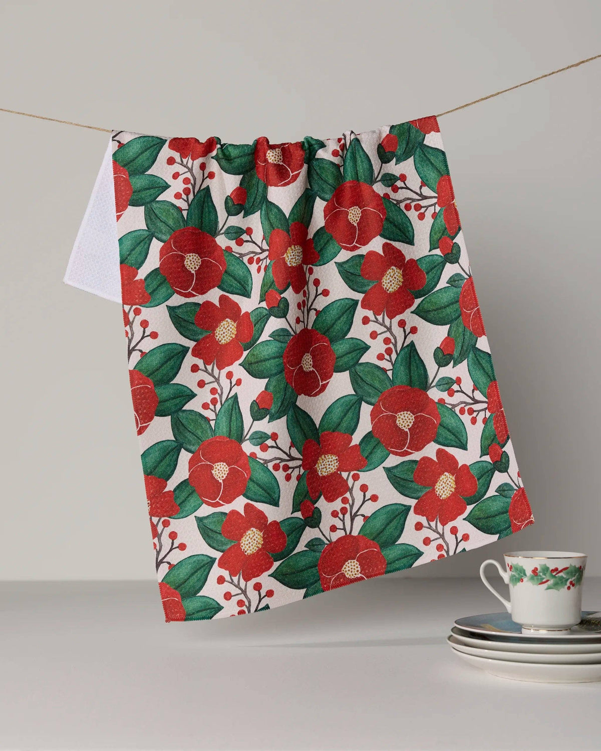 Geometry Winter Camellia floral print cotton tea towel
